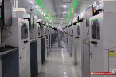 華磊光電榮獲“湖南省制造業(yè)質(zhì)量標桿企業(yè)” 信息技術(shù)研發(fā)引領(lǐng)質(zhì)量創(chuàng)新